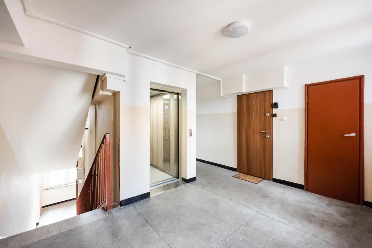 Ochota Artistic Space Apartment Varsavia Esterno foto